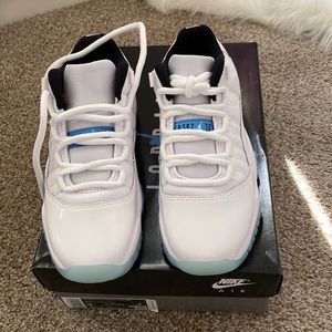 Jordan 11 low